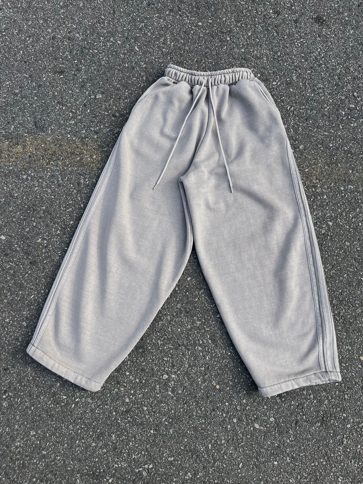 5 LINE TRACK PANTS