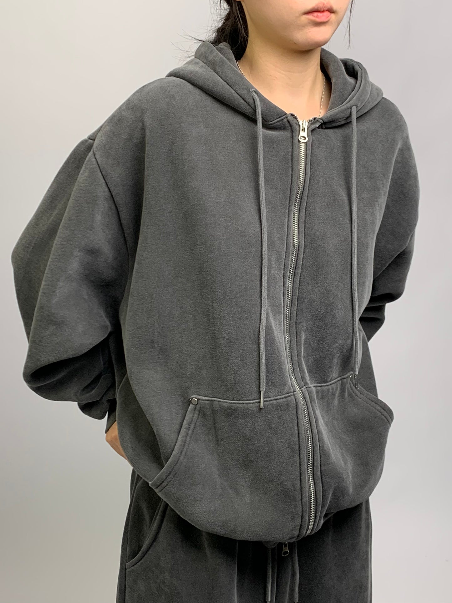 FLEECE RIVET ZIP UP