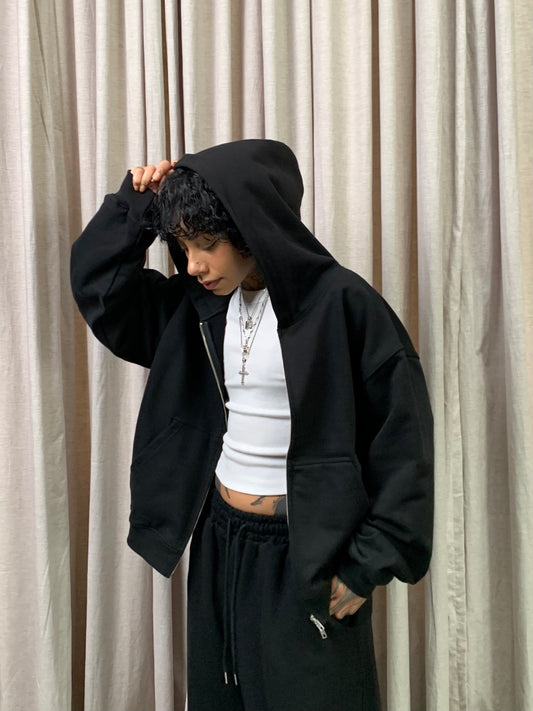 BASIC BLACK ZIP UP