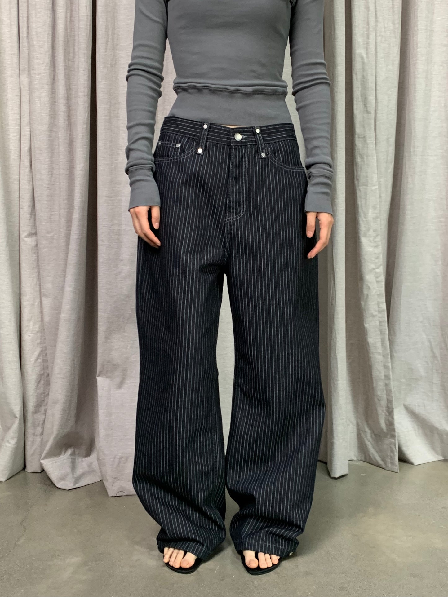 RIVET STRIPE DENIM