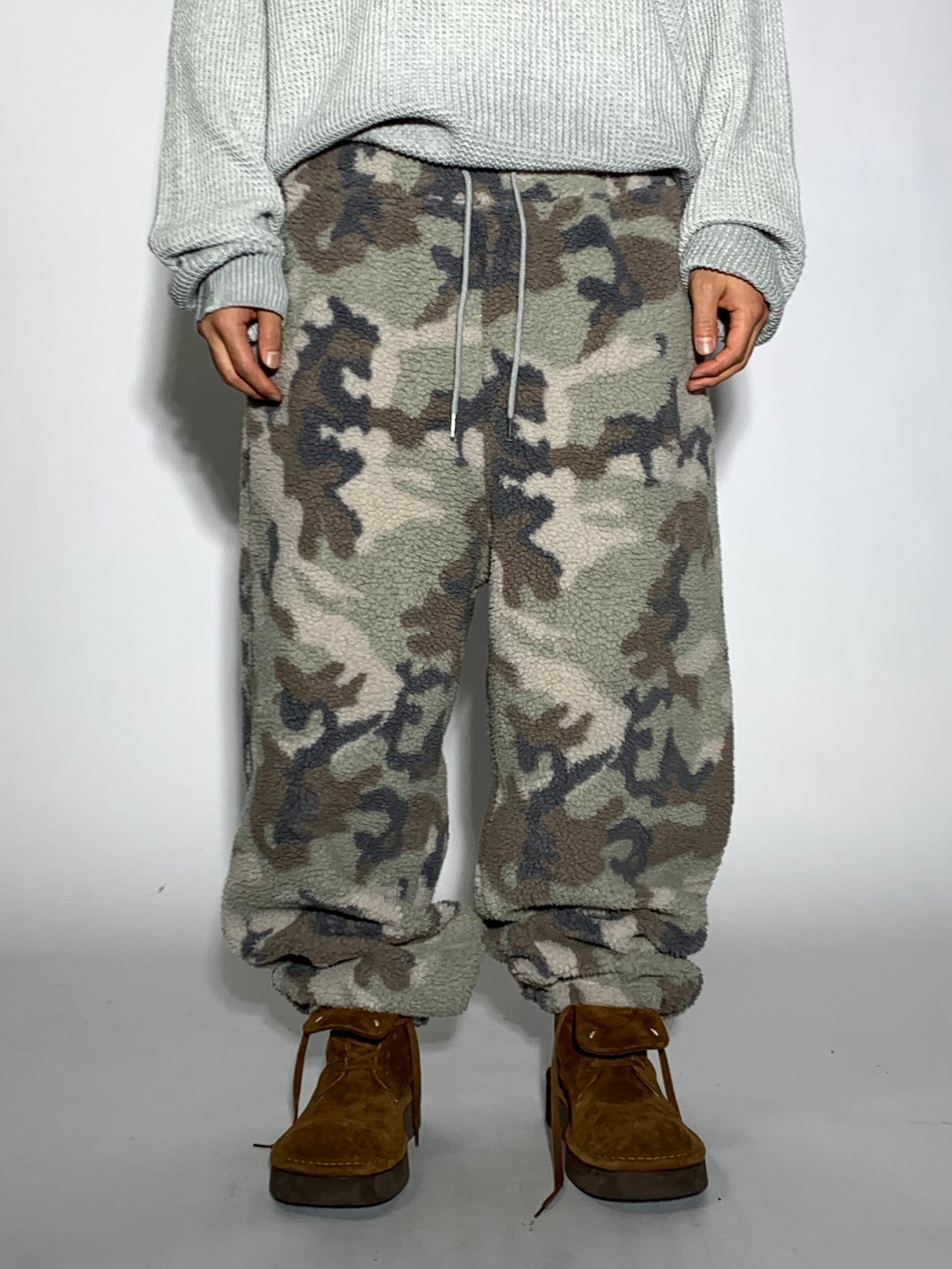 CAMO BOUCLÉ PANTS