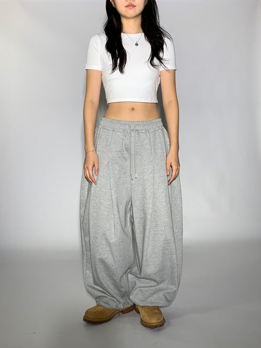 PINTUCK SWEATPANTS