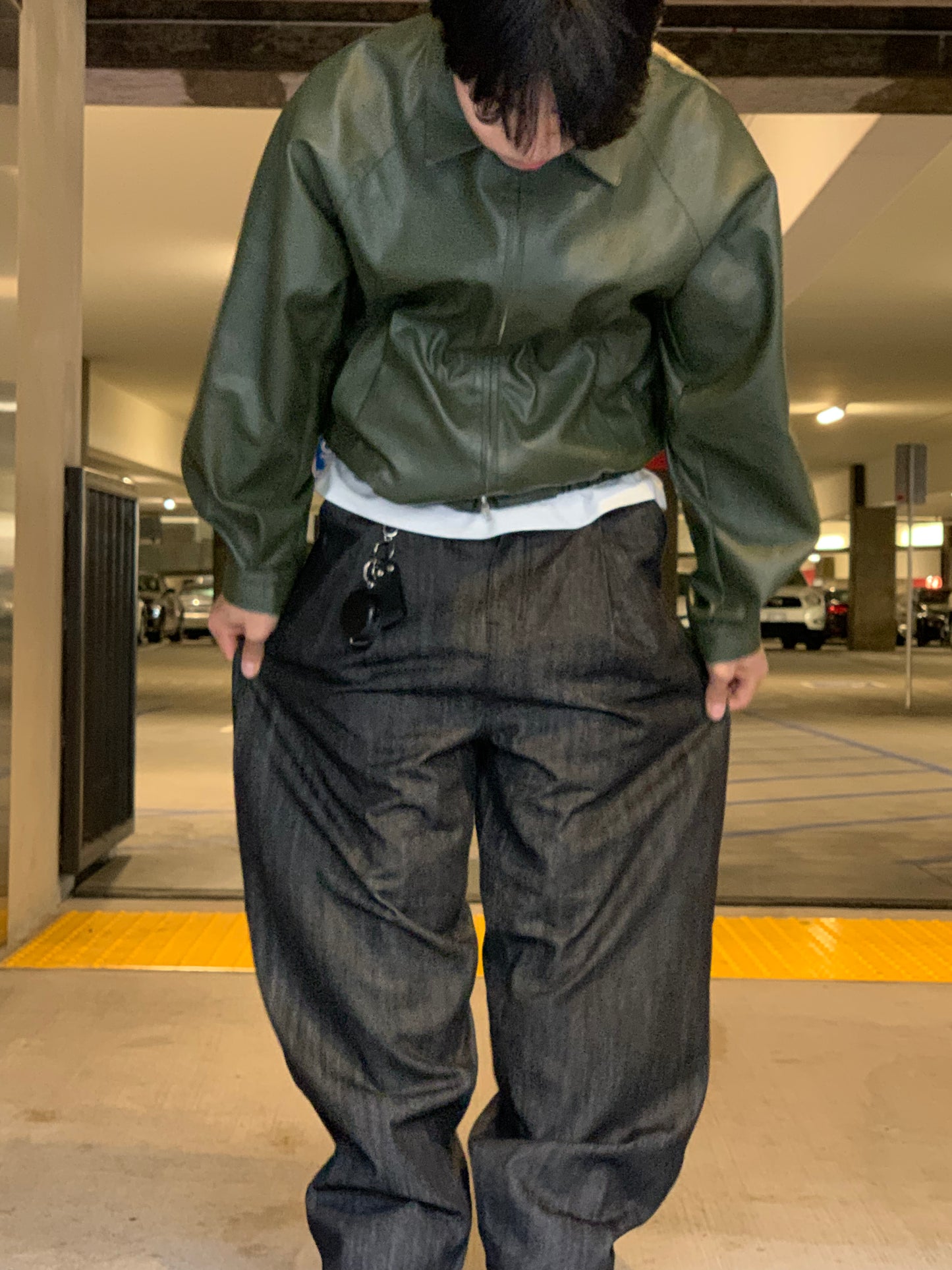 ONE BAGGY PANTS