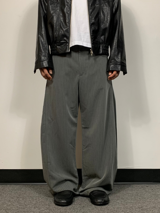 SIDE PLEATED SLACKS