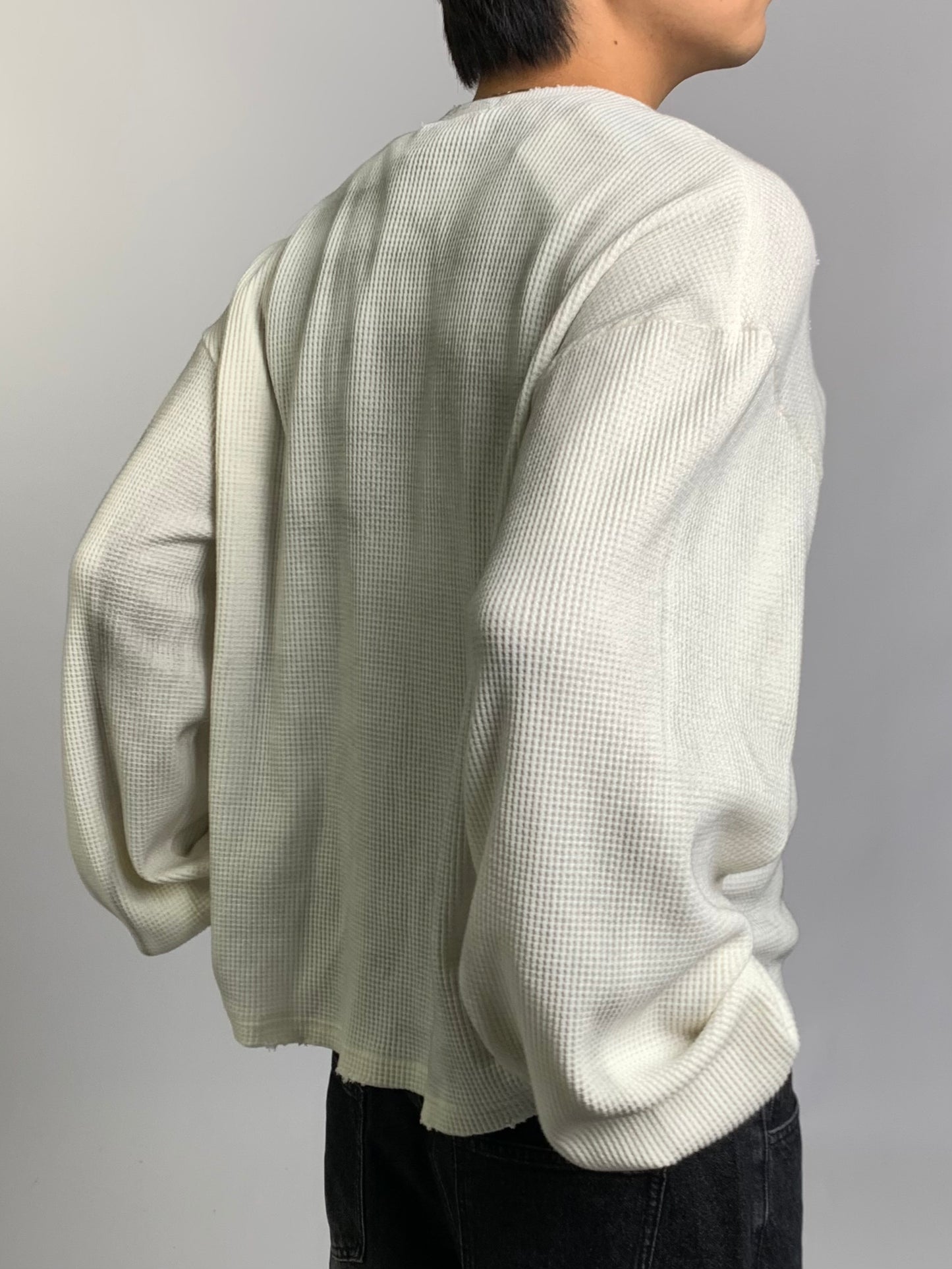 DISTRESSED WAFFLE TEE