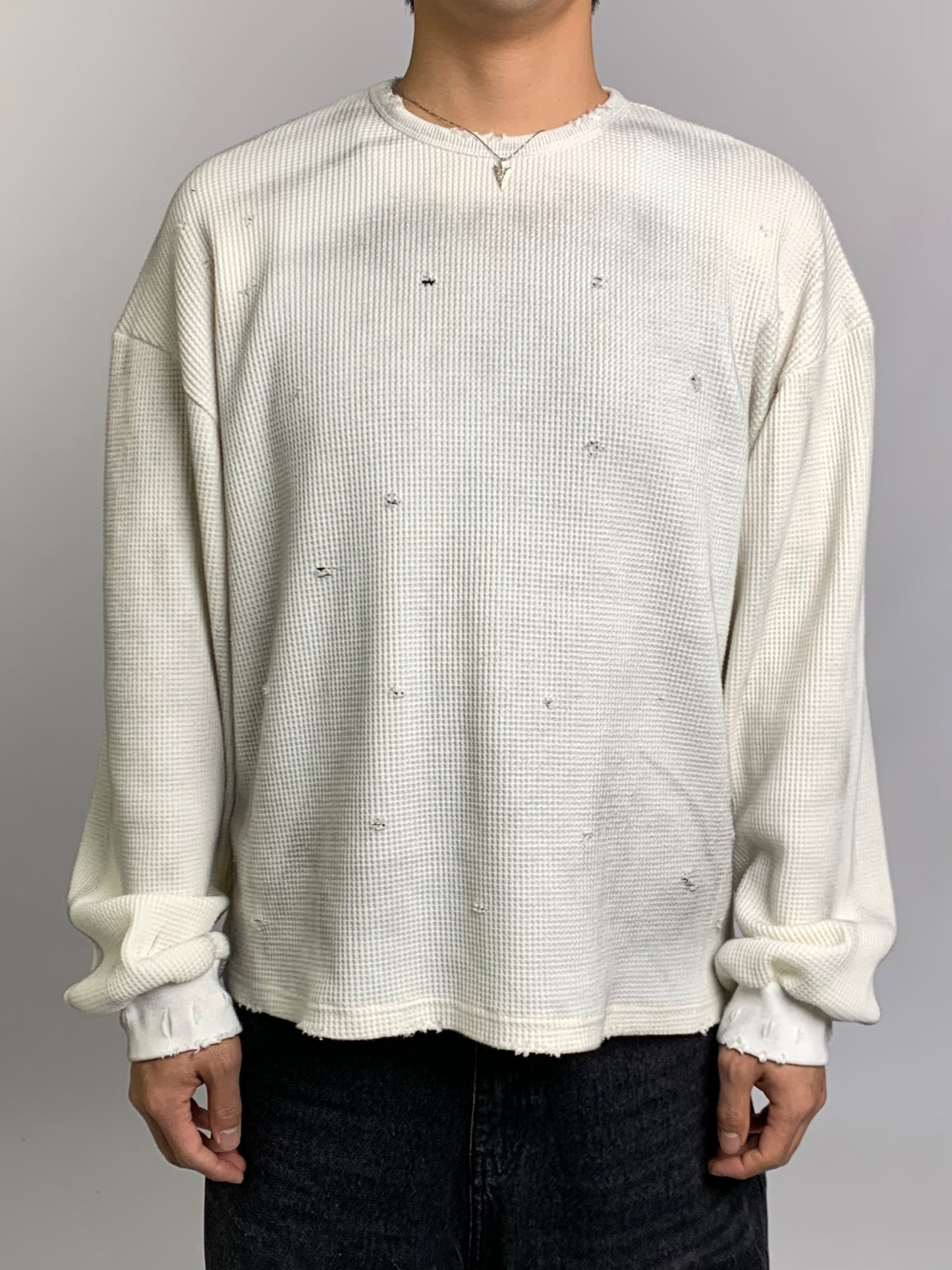 DISTRESSED WAFFLE TEE