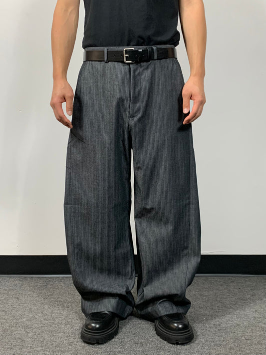 SIDE PLEATED DENIM SLACKS