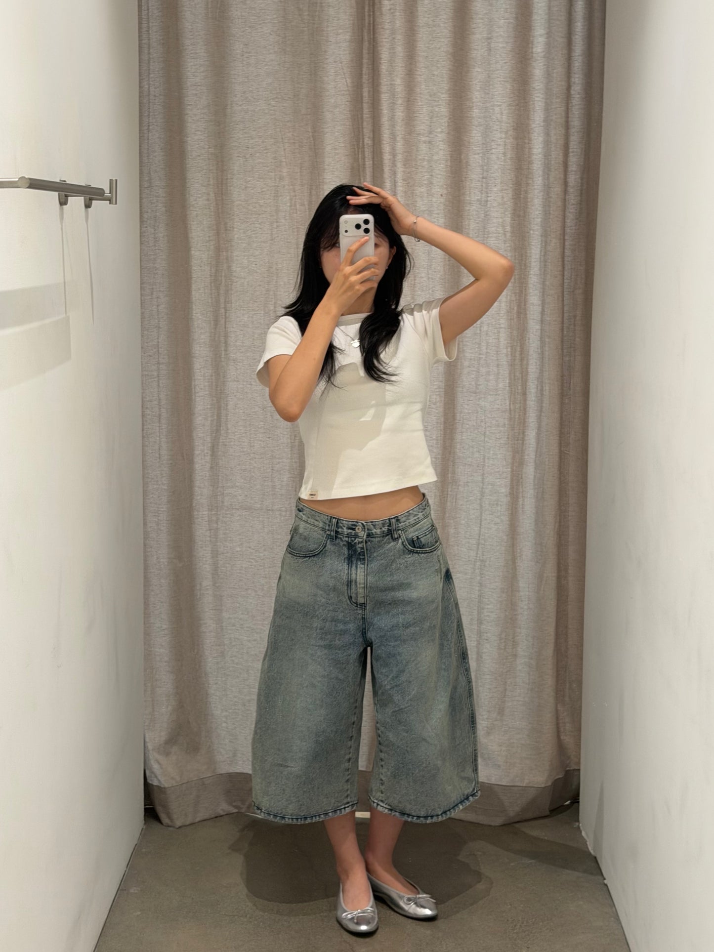 WASHED DENIM BERMUDA