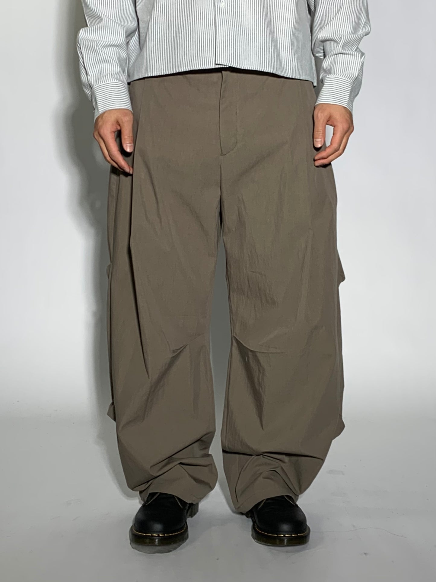CN CURVE PANTS