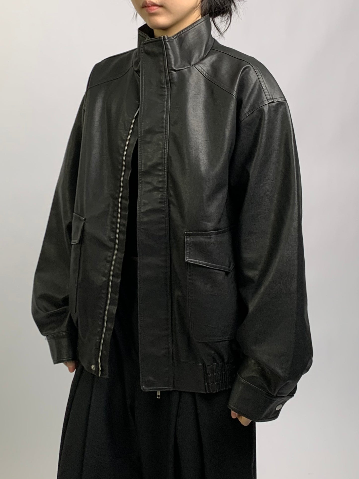 OVERSIZED LEATHER BLOUSON