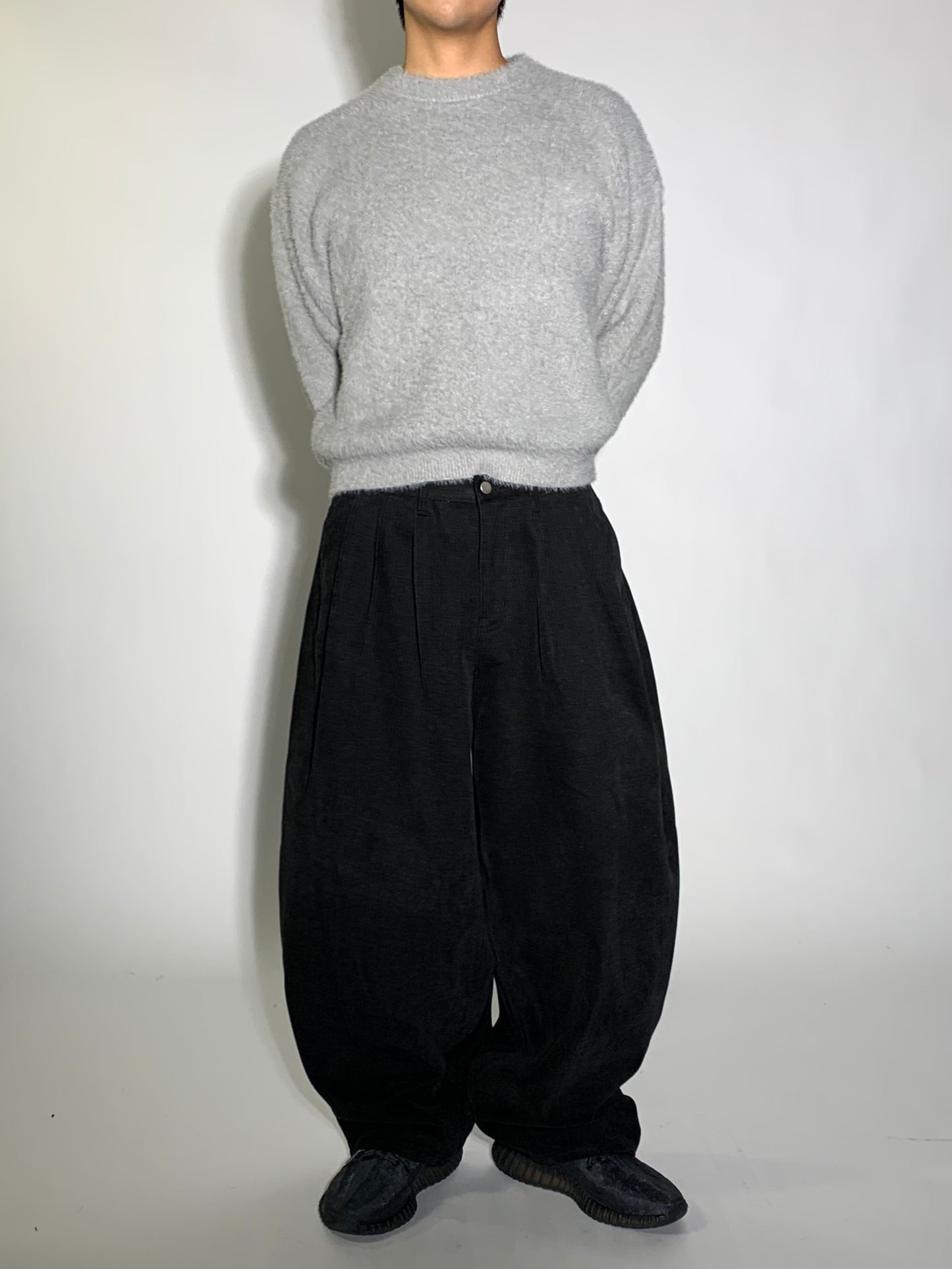 THREE TUCK FLEECE PANTS