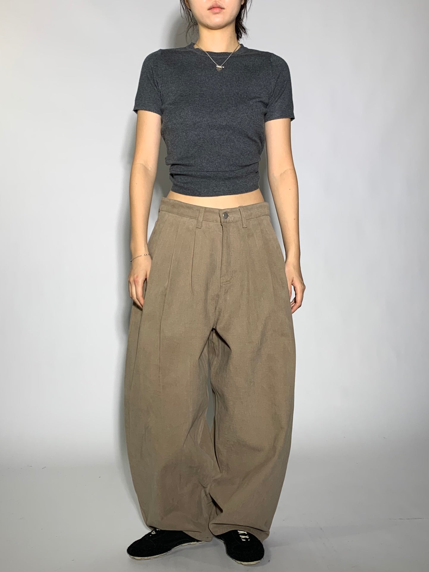 THREE TUCK FLEECE PANTS