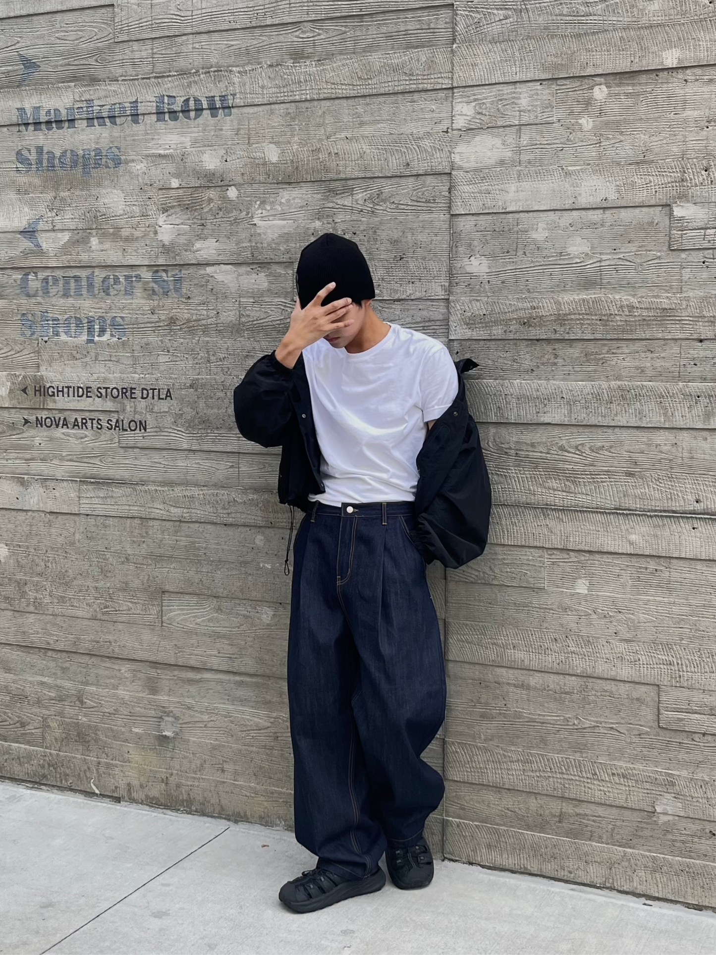 ONE BAGGY PANTS