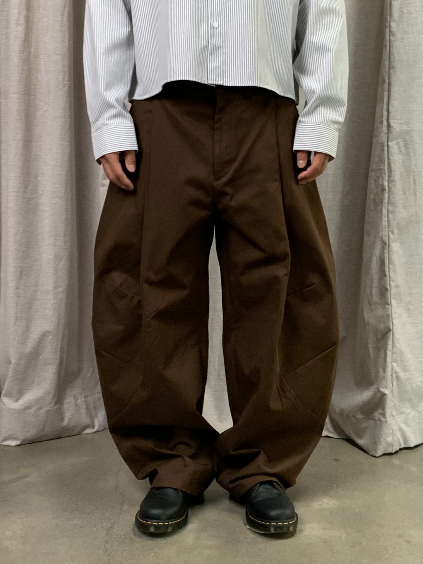WOOD CURVE PANTS
