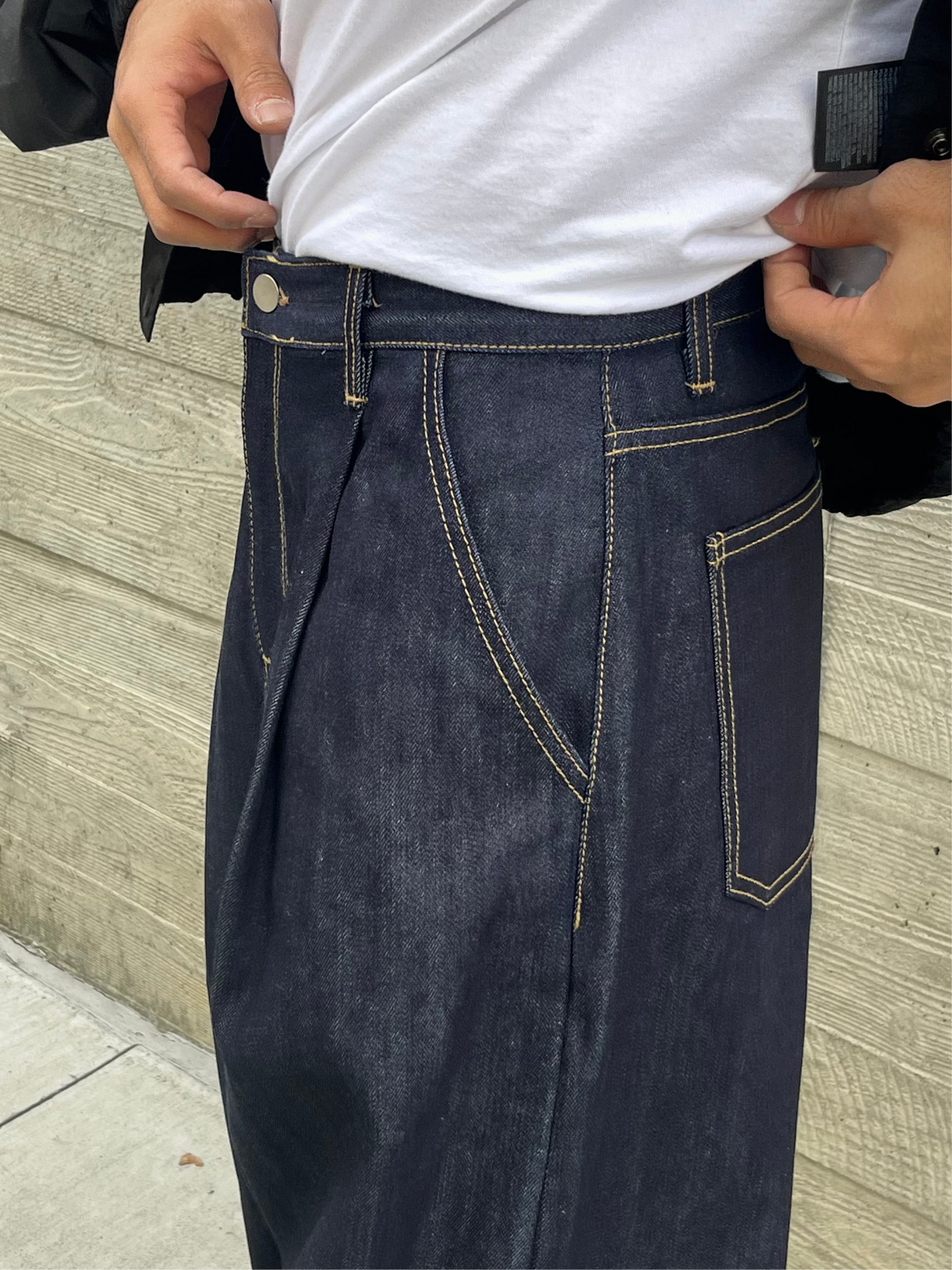 ONE BAGGY PANTS