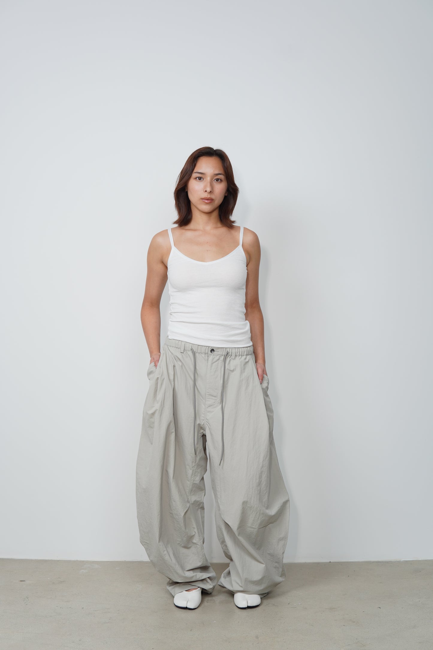NYLON BARREL PANTS