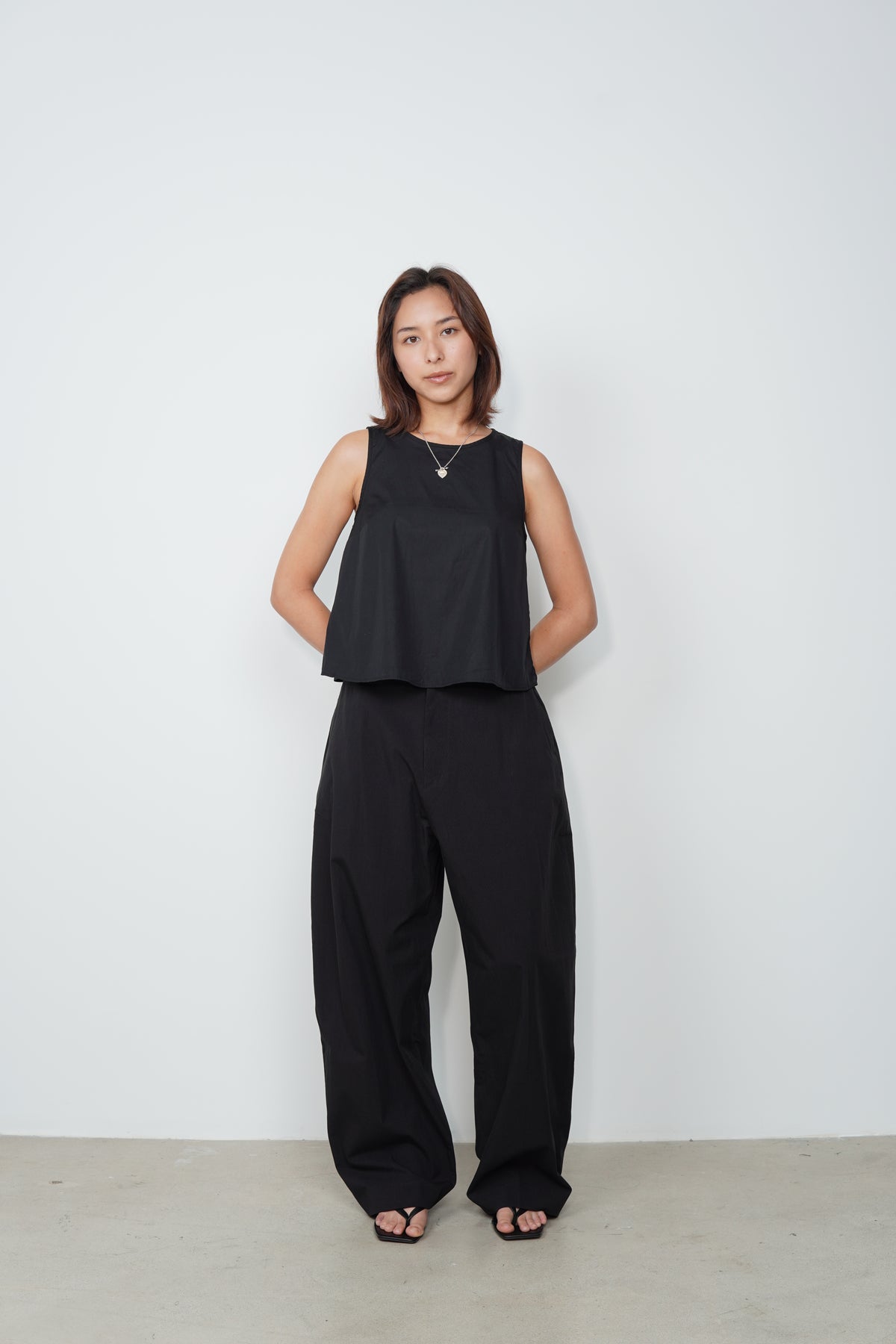 NYLON BASIC SLACKS