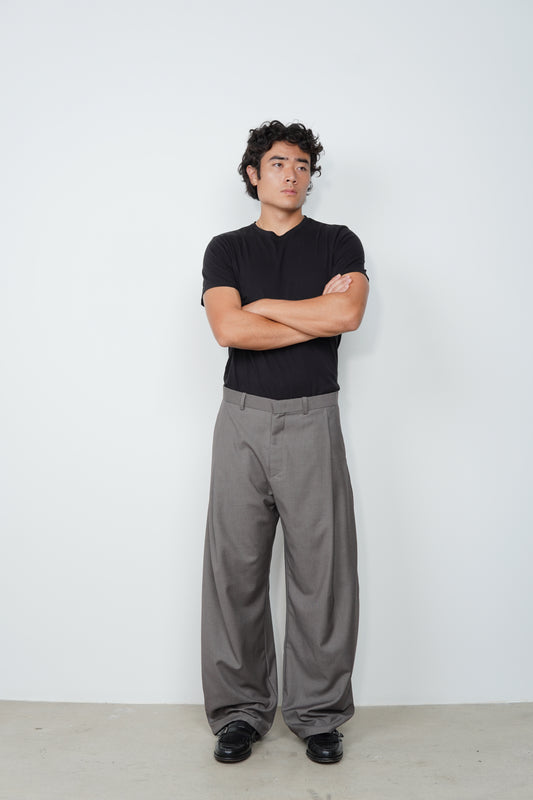 ONE-PLEAT SLACKS