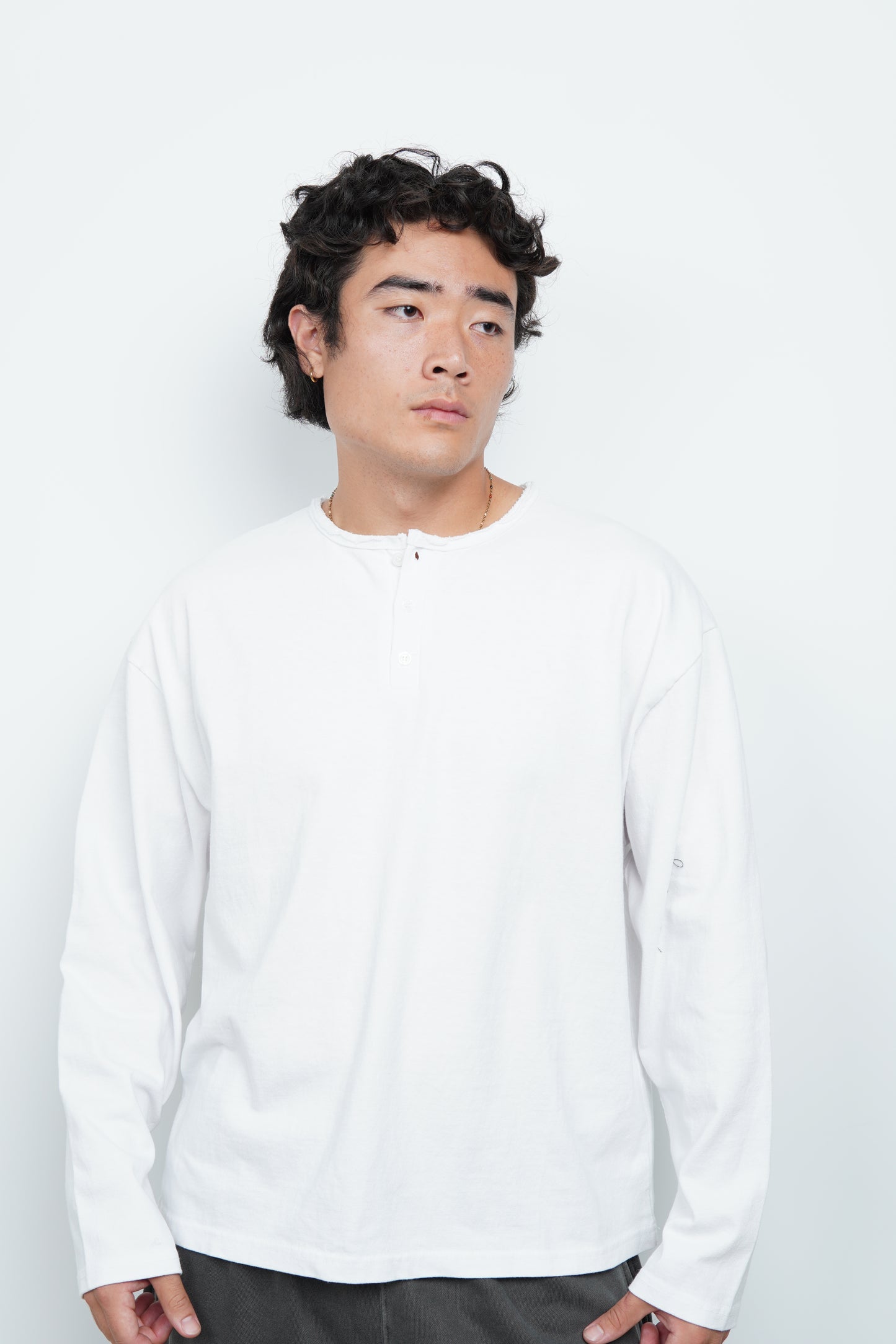 PIGMENT HENLEY TEE