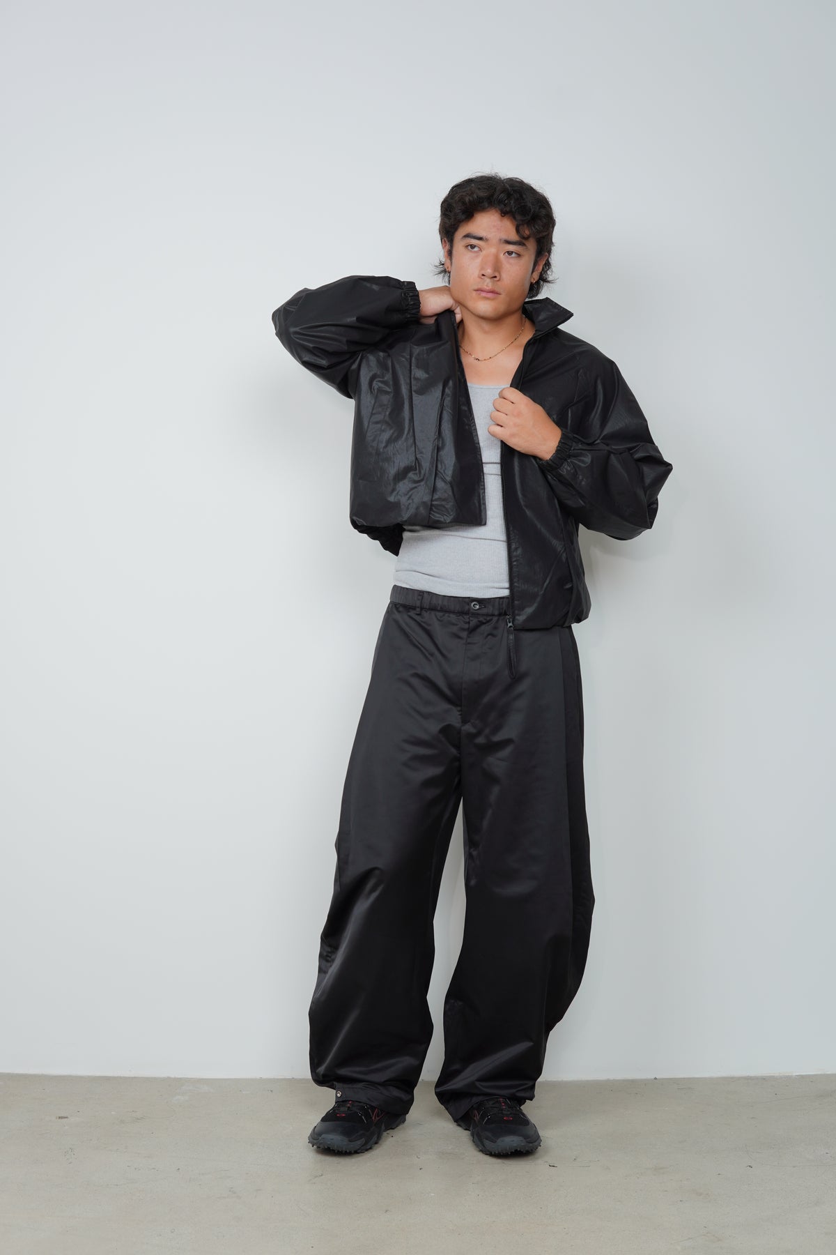 STRUCTURED PLEAT JACKET