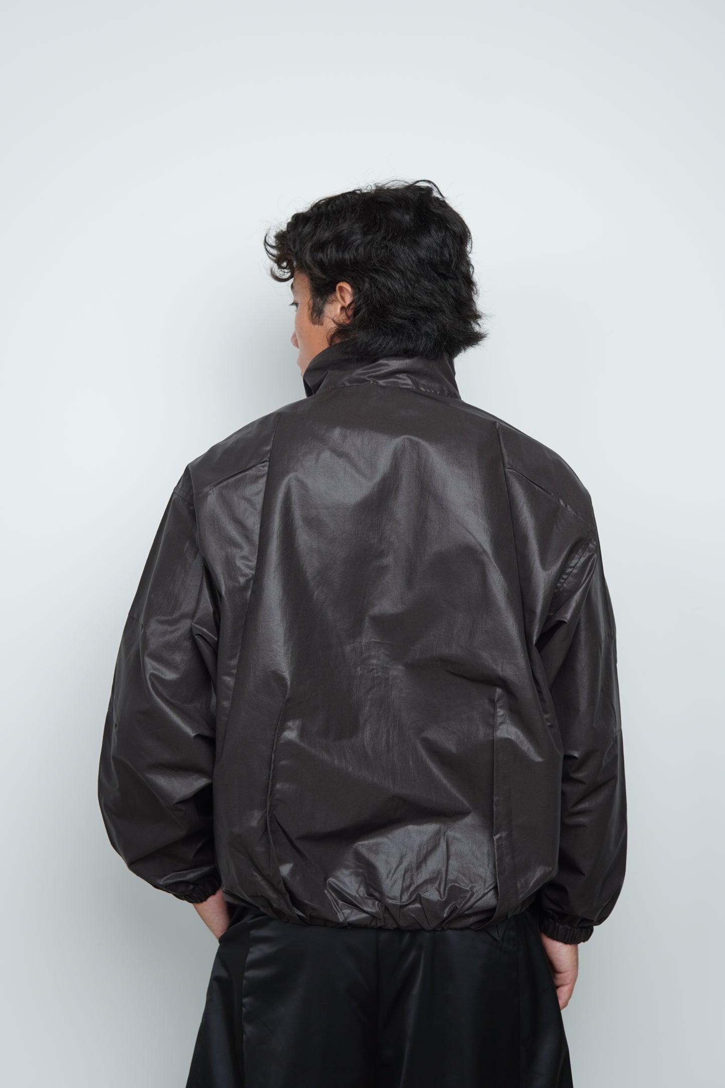 STRUCTURED PLEAT JACKET