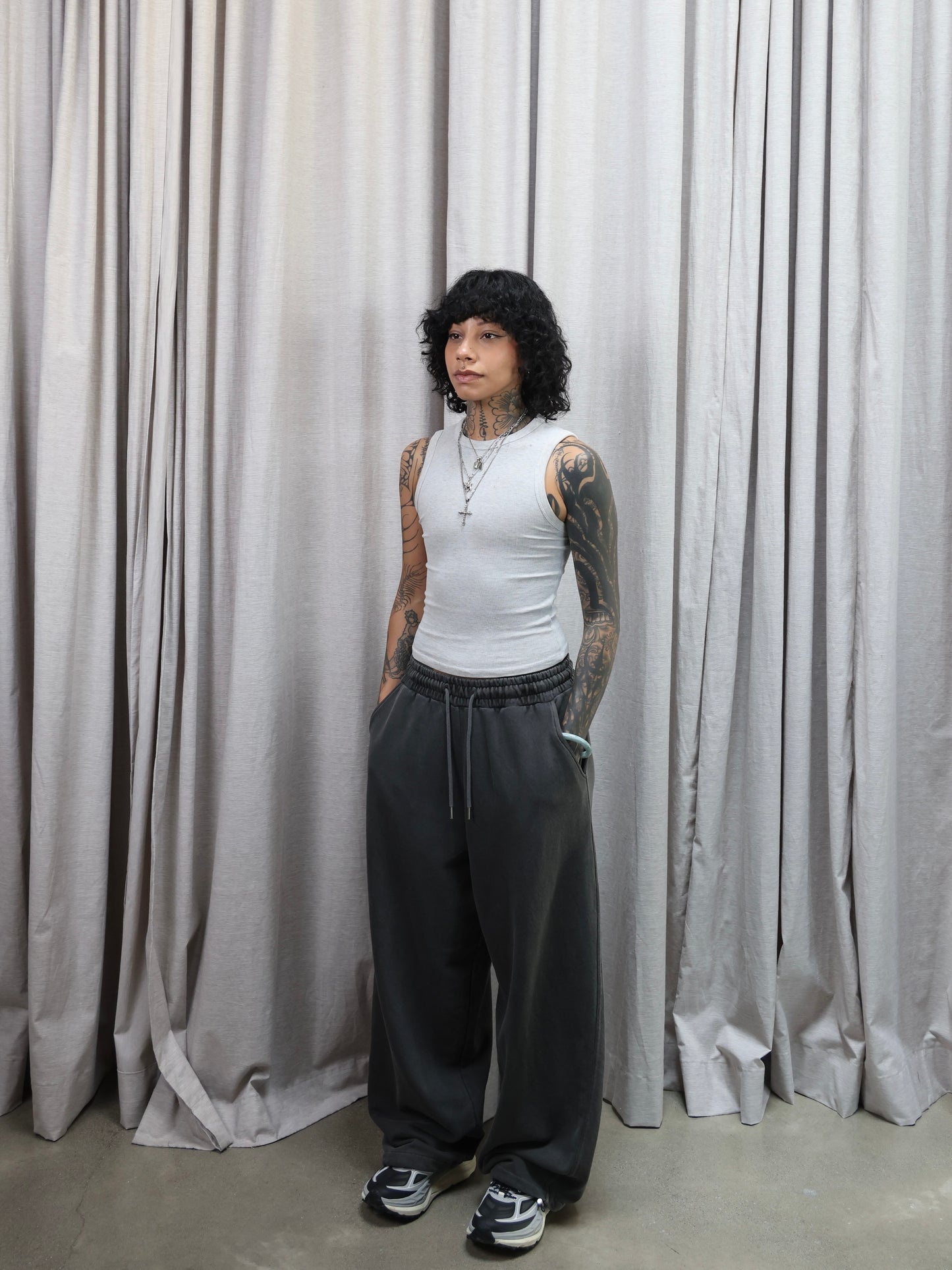 BASIC SWEATPANTS