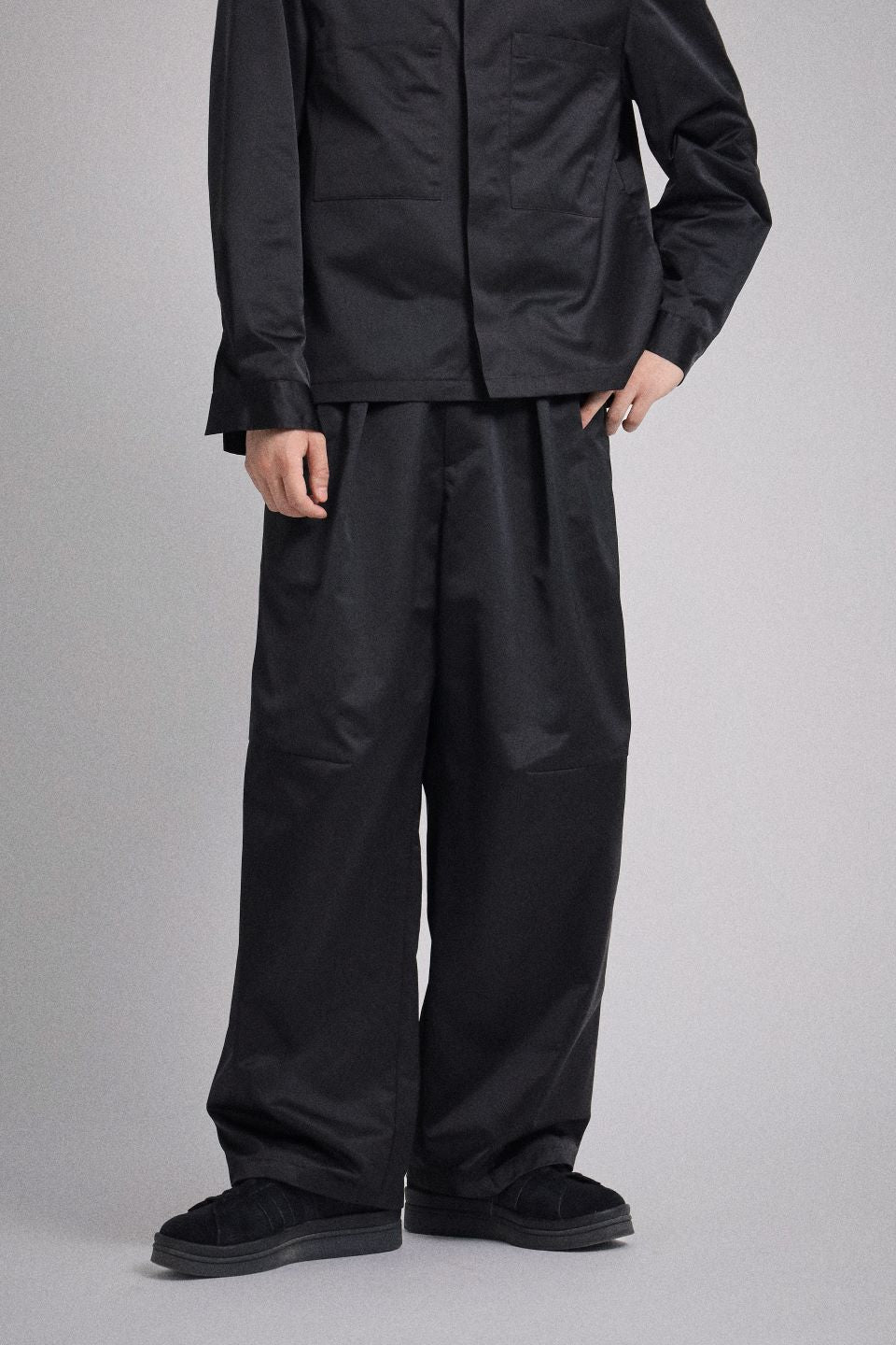 GRS FABRIC OVERSIZED PANTS