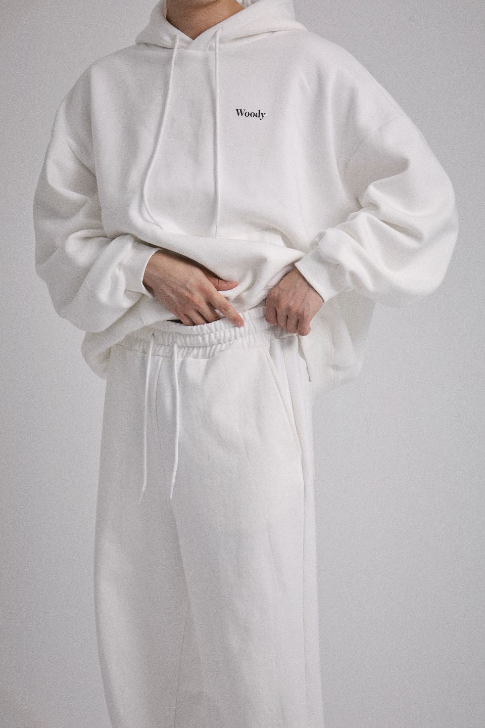 OVERSIZED SWEATPANTS WHITE