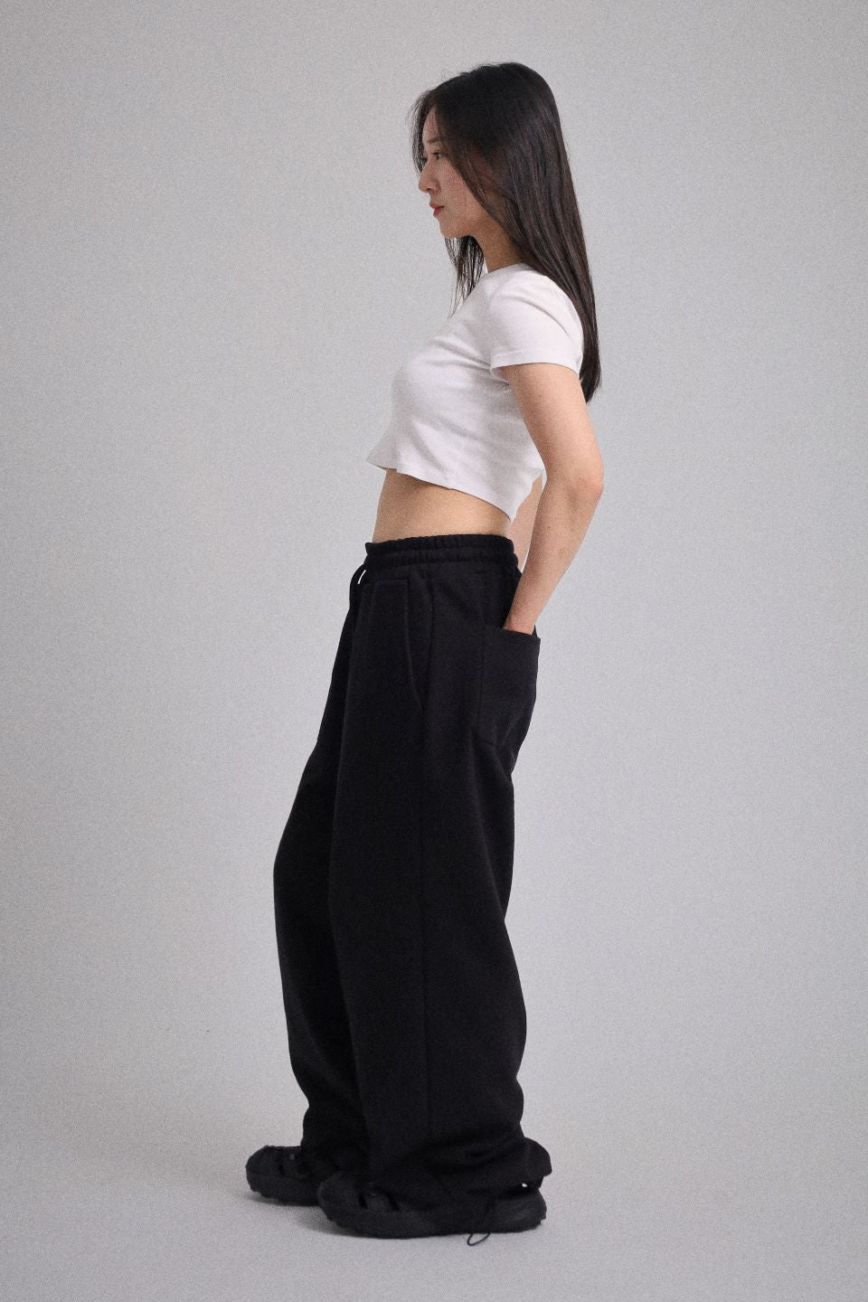 OVERSIZED SWEATPANTS BLACK