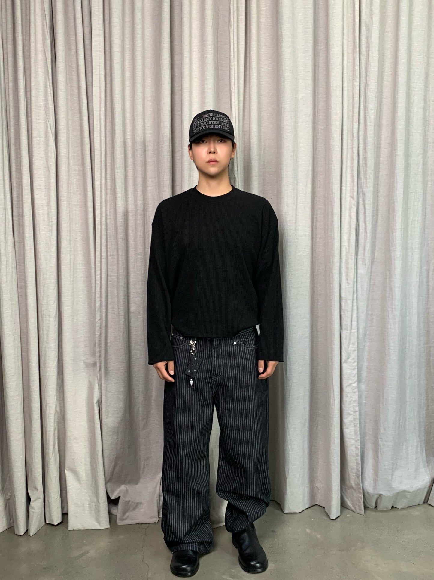 RIVET STRIPE DENIM
